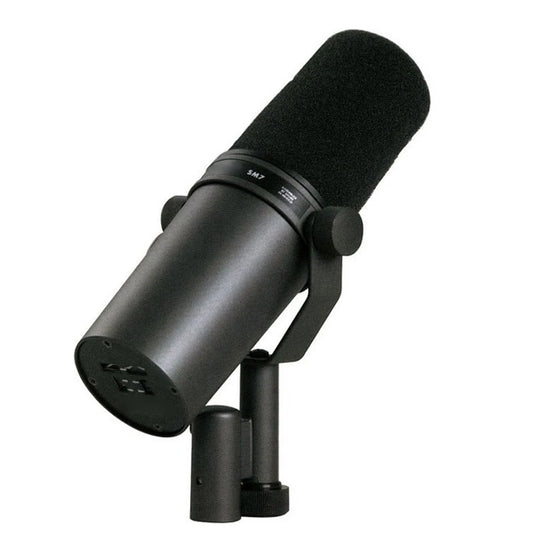 TAVOSOP SM7B dynamic cardioid microphone in black metal, ideal for professional studio recording, podcasting, and live stage performances.